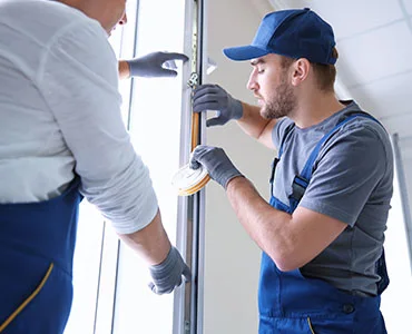 glass repair experts in Doral, FL